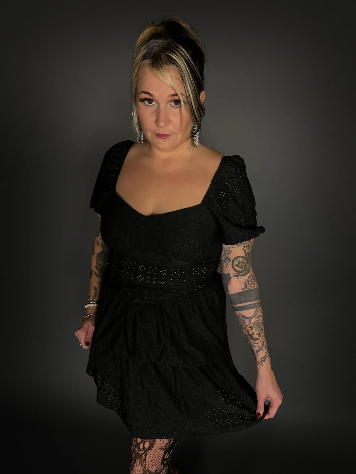 Puff Sleeve French Retro Style Goth Layered Cake Dress in Black