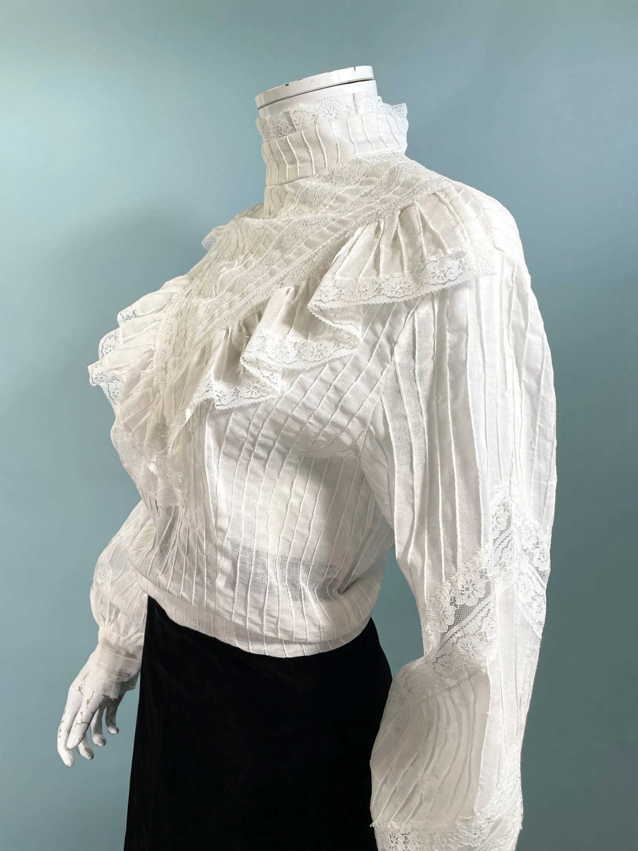 SOLD Vintage White Victorian Style Granny Ruffle Blouse, Gunne Style Prairie Top L