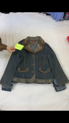 Y2K Classic Denim Jackets - Timeless Throwback (GRV-10-022)